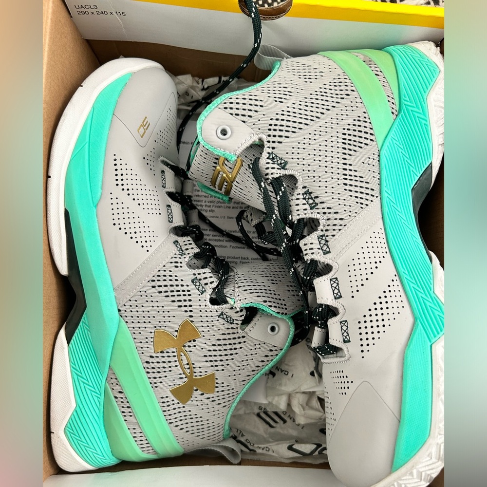 Steph Curry 2s (Womens 8- 7 Youth)